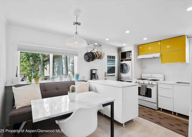 Property at 306 Oak Ln, Aspen, CO 81611, 2 beds, 1 bath