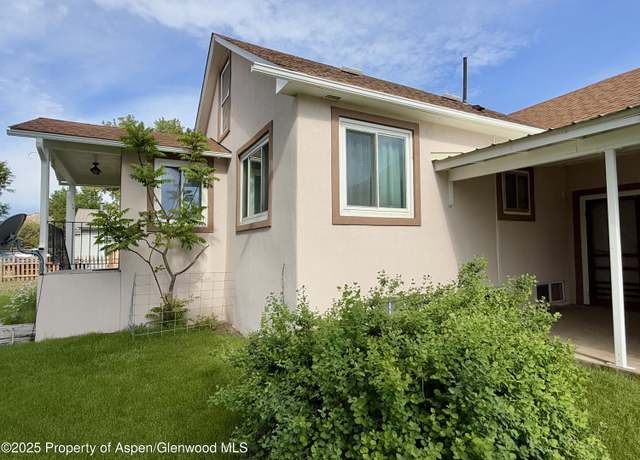 Property at 1217 Main St, Meeker, CO 81641, 3 beds, 1 bath