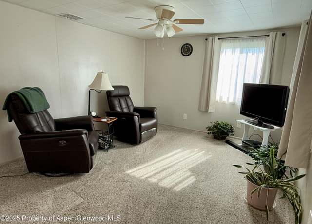 Property at 1217 Main St, Meeker, CO 81641, 3 beds, 1 bath