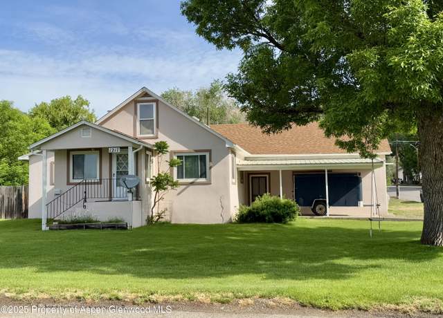 Property at 1217 Main St, Meeker, CO 81641, 3 beds, 1 bath