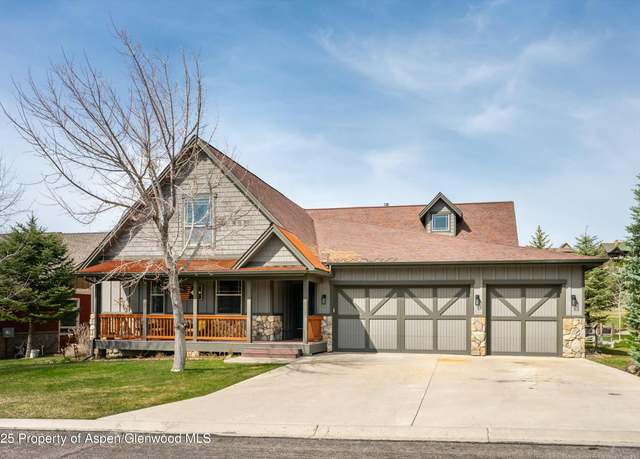 Property at 41 Whitetail Dr, New Castle, CO 81647, 4 beds, 3 baths