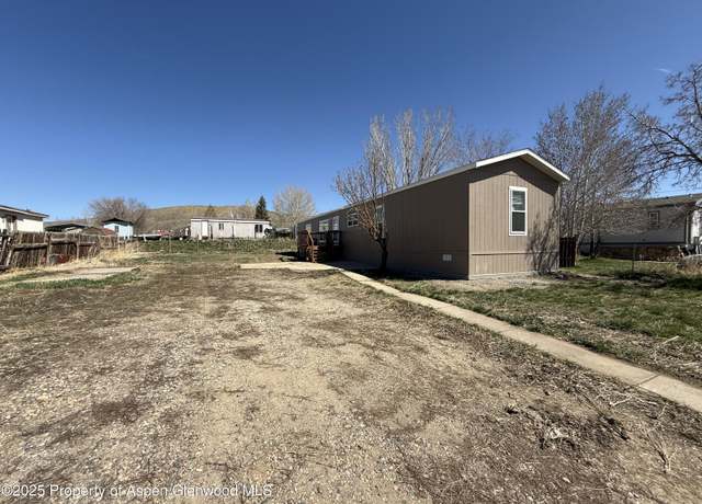 Property at 2159 Cedar Pl, Craig, CO 81625, 3 beds, 2 baths
