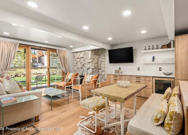 Property at 131 E Durant Ave #208, Aspen, CO 81611, 2 beds, 2 baths