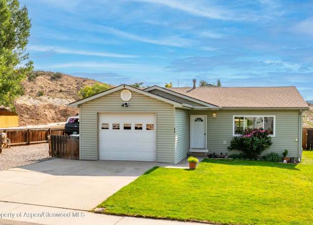 Property at 434 Kim Dr, Silt, CO 81652, 2 beds, 1 bath
