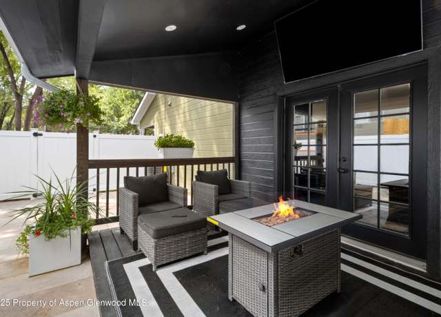 Property at 503 Easy St, Glenwood Springs, CO 81601, 3 beds, 2.5 baths