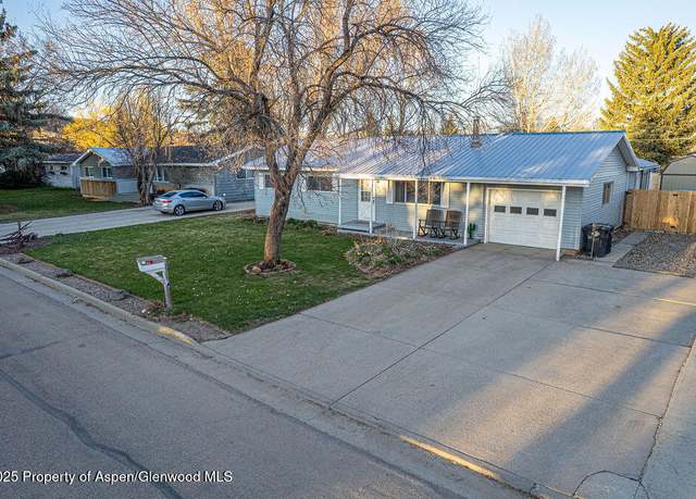 Property at 577 Steele St, Craig, CO 81625, 4 beds, 2 baths