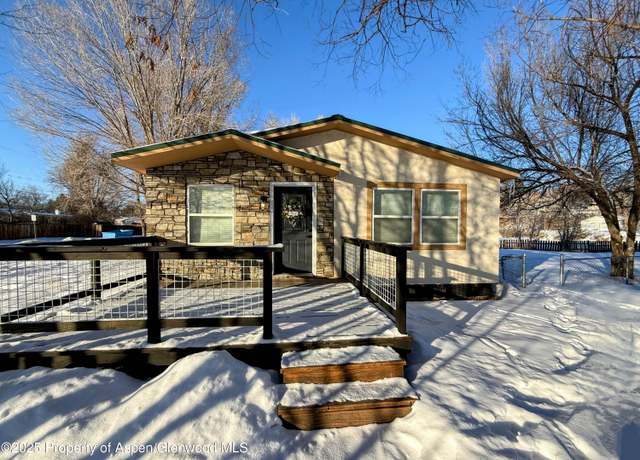 Property at 455 E 7th St, Craig, CO 81625, 3 beds, 1 bath