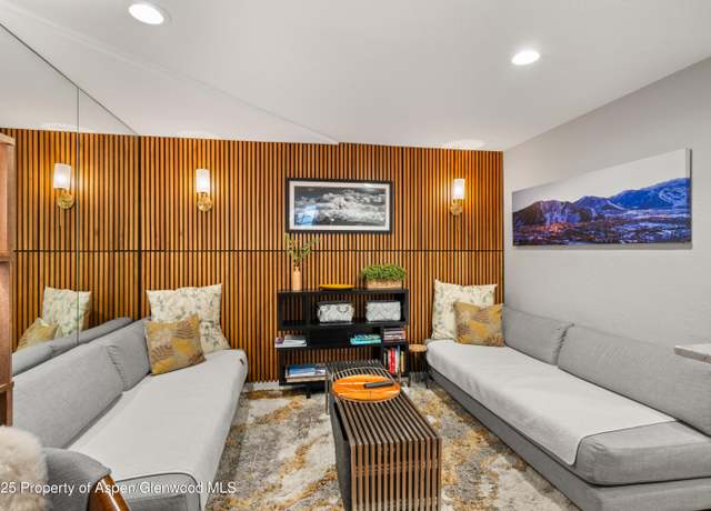 Property at 711 S Galena St Unit 17D, Aspen, CO 81611, 1 bed, 1 bath