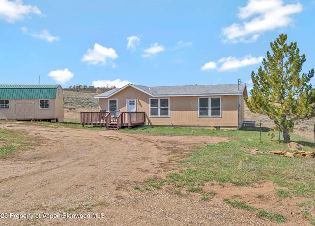 Property at 355 W Johnson Loop, Craig, CO 81625, 3 beds, 2 baths
