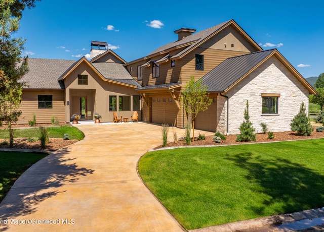 Property at 22 Heritage Ct, Carbondale, CO 81623, 4 beds, 4.5 baths