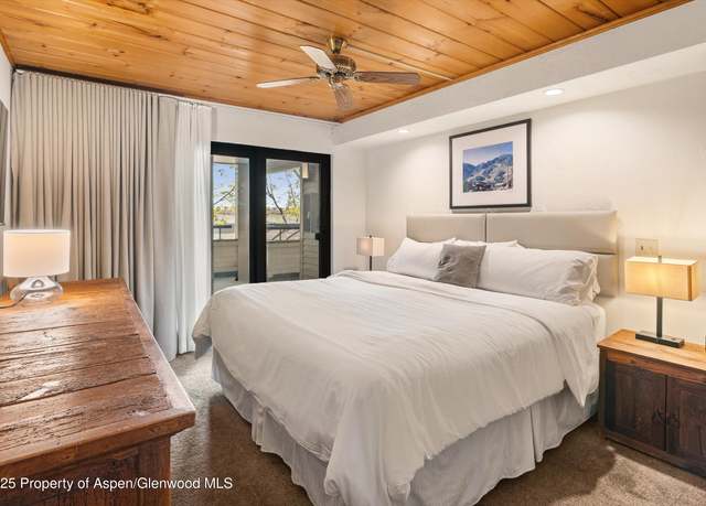 Property at 301 E Hyman Ave #202, Aspen, CO 81611, 1 bed, 1.5 baths