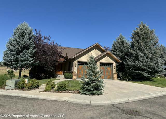 Property at 107 Spur Dr, New Castle, CO 81647, 4 beds, 3.5 baths