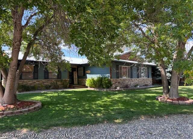 Property at 210 Woodbury Dr, Craig, CO 81625, 3 beds, 2 baths