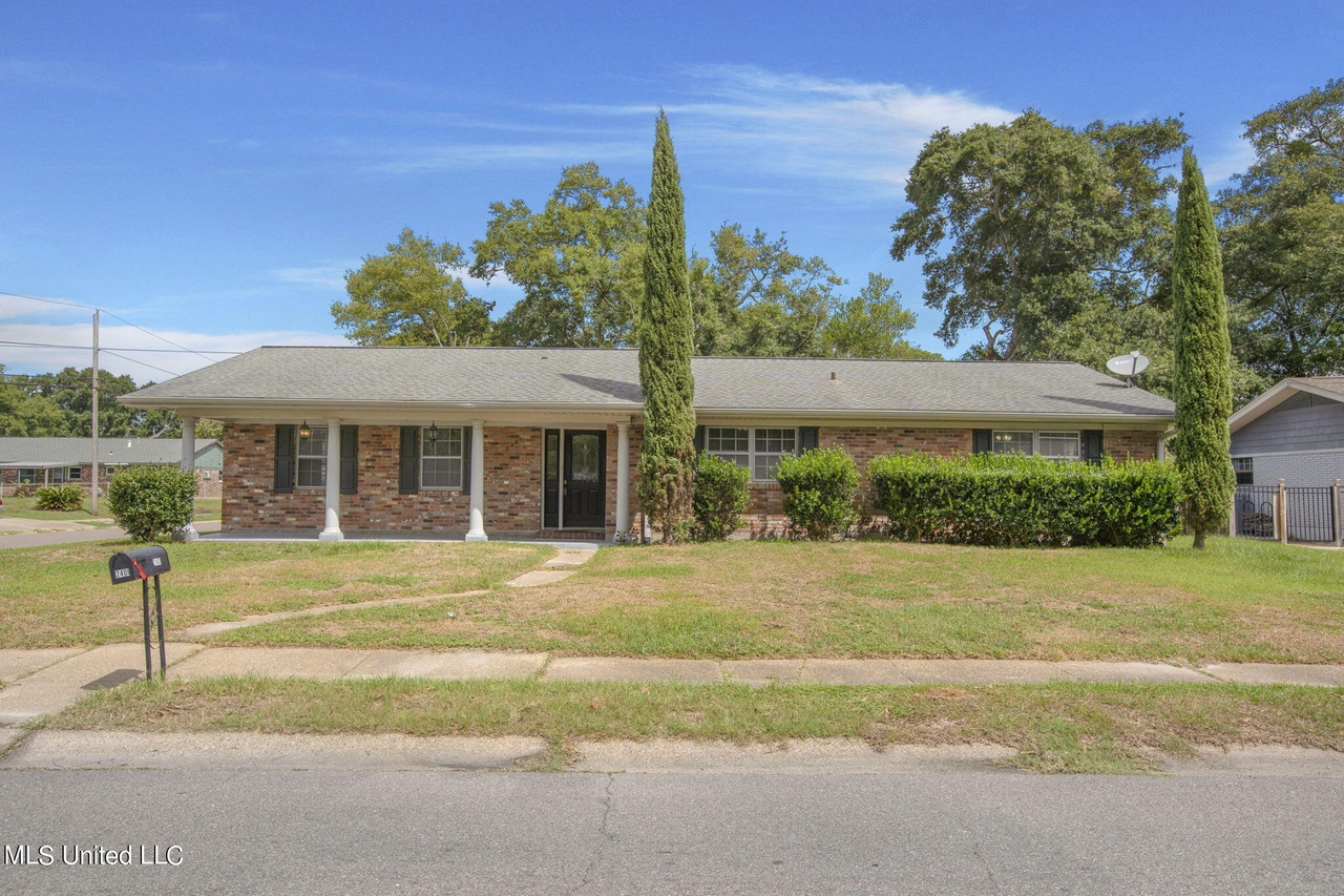 2401 Palmer Dr, Gulfport, MS 39507 | MLS# 4058139 | Redfin