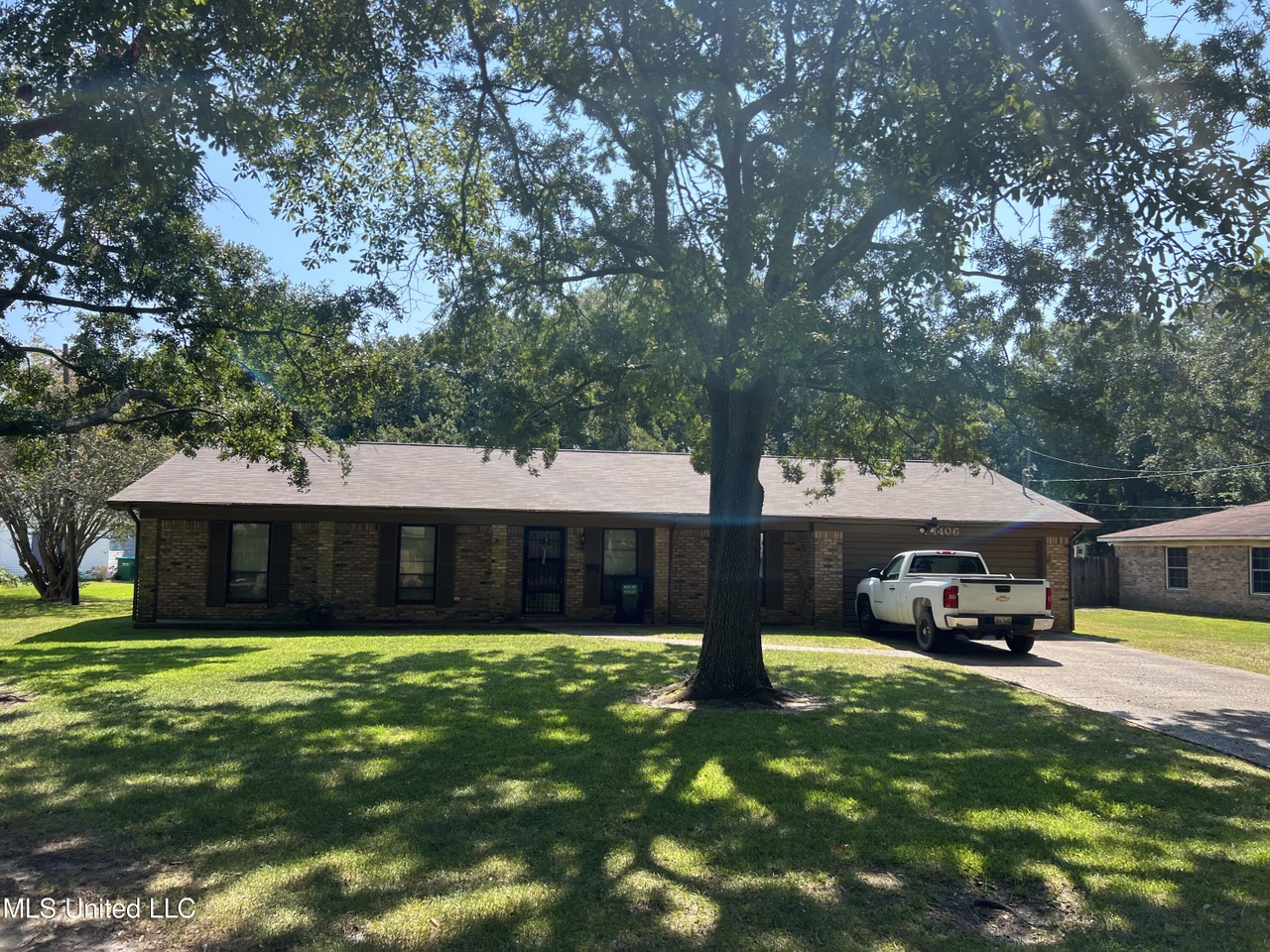 1406 22nd St, Pascagoula, MS 39581 | MLS# 4056536 | Redfin