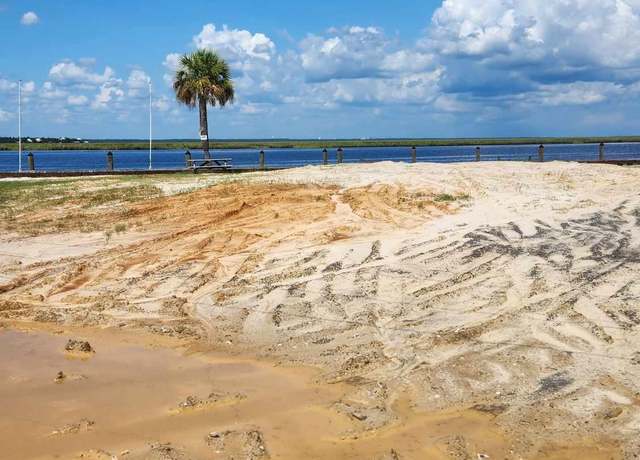 Property at 11038 Clleeves St, Bay Saint Louis, MS 39520