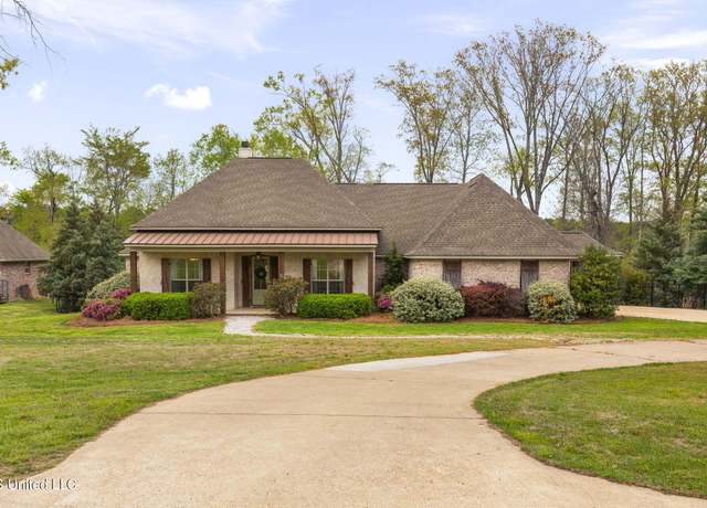 Property at 114 Ashbrooke Trl, Madison, MS 39110, 4 beds, 4.5 baths