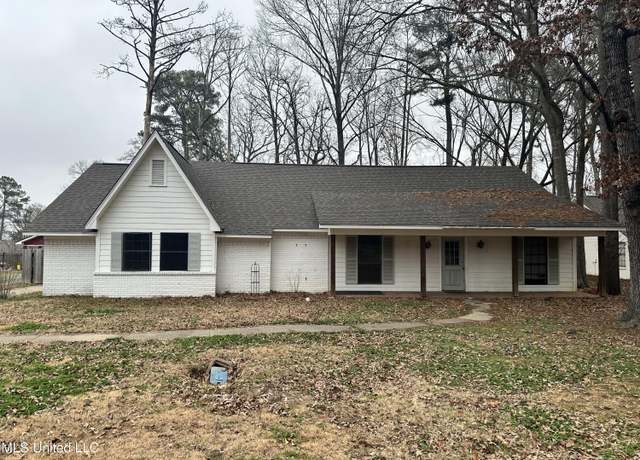 Property at 802 Audubon Point Dr, Brandon, MS 39047, 4 beds, 2 baths