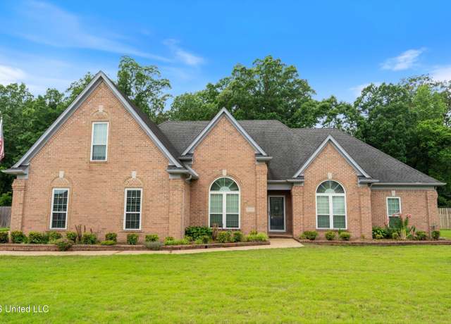 Property at 6375 Darren Dr, Olive Branch, MS 38654, 4 beds, 3.5 baths