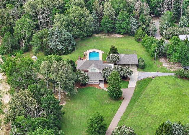 Property at 210 Planters Grv, Brandon, MS 39047, 3 beds, 3 baths