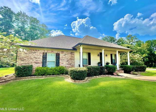 Property at 10365 Dry Grove Rd, Raymond, MS 39154, 5 beds, 3.5 baths