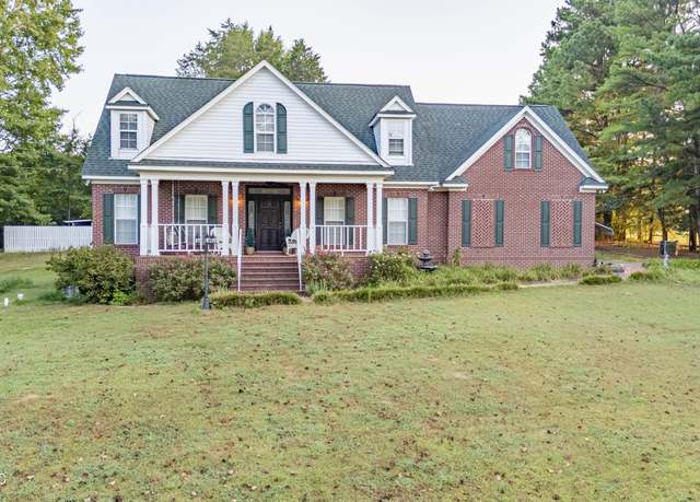 Property at 19 Peel Ln, Holly Springs, MS 38635, 3 beds, 2.5 baths