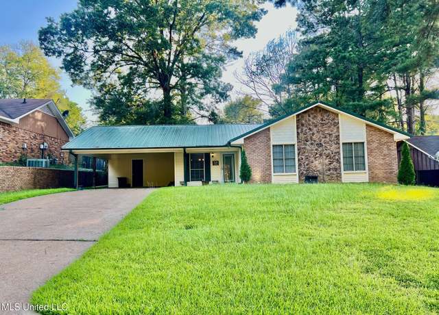 Property at 5513 Dogwood Trl, Jackson, MS 39212, 3 beds, 2 baths