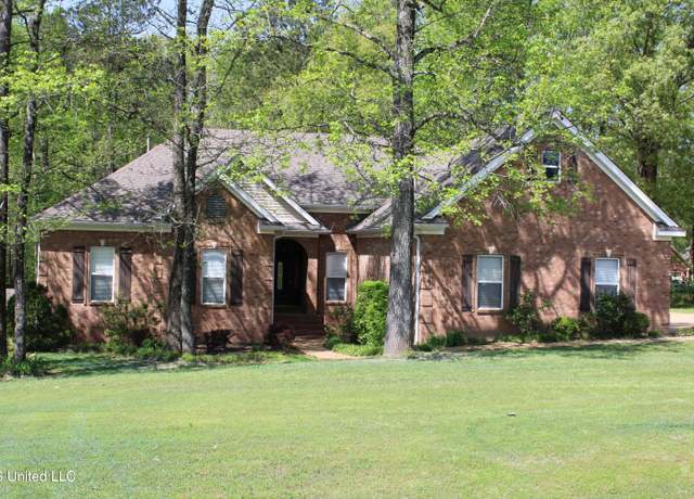 Property at 3463 Cypress Plantation Dr, Olive Branch, MS 38654, 4 beds, 3 baths