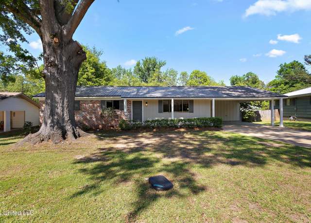 Property at 1348 Winterview Dr, Jackson, MS 39211, 3 beds, 2 baths
