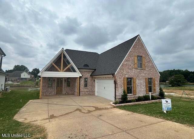 Property at 1655 Ryker Rd, Southaven, MS 38671, 4 beds, 2.5 baths