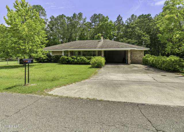 Property at 6173 E Grenada St, Bay Saint Louis, MS 39520, 4 beds, 3 baths