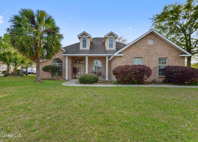 Property at 14215 N White Swan Dr, Gulfport, MS 39503, 3 beds, 2.5 baths