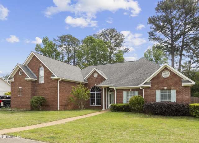 Property at 513 Windsor Dr, Brandon, MS 39047, 5 beds, 3 baths
