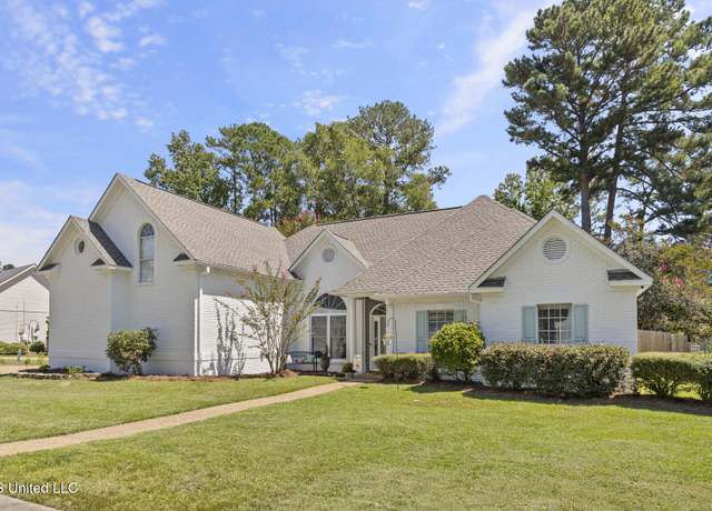 Property at 513 Windsor Dr, Brandon, MS 39047, 5 beds, 3 baths