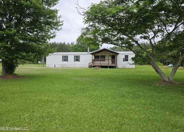 Property at 118 Stockton Dr, Vicksburg, MS 39183, 3 beds, 2 baths