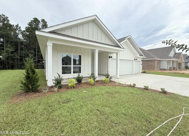 Property at 13441 Crane Dr, Vancleave, MS 39565, 4 beds, 3 baths