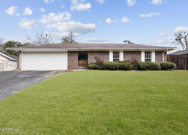 Property at 12408 Moreton Pl, Ocean Springs, MS 39564, 3 beds, 2 baths