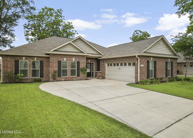 Property at 13111 Hawthorn Dr, Biloxi, MS 39532, 3 beds, 2 baths