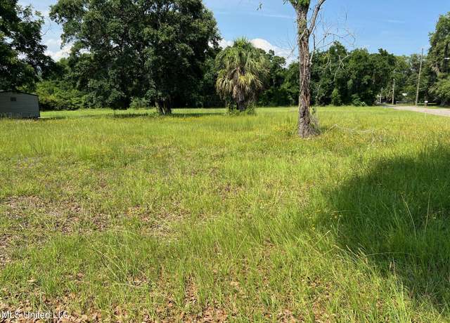 Property at 200 Magnolia Ave, Pass Christian, MS 39571