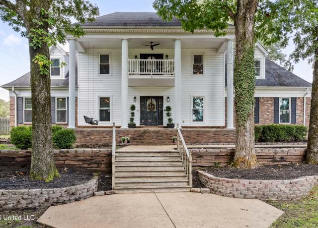 Property at 5105 S Forest Hill Rd Unit S, Olive Branch, MS 38654, 5 beds, 3.5 baths