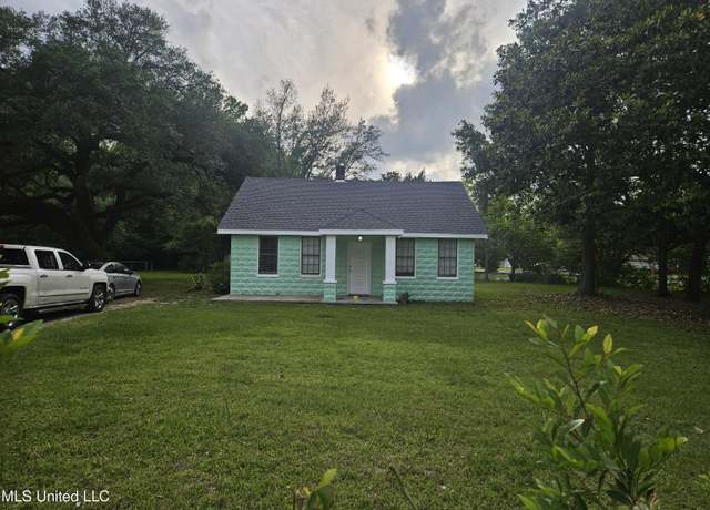 Property at 6067 Daugherty Rd, Long Beach, MS 39560, 3 beds, 1 bath