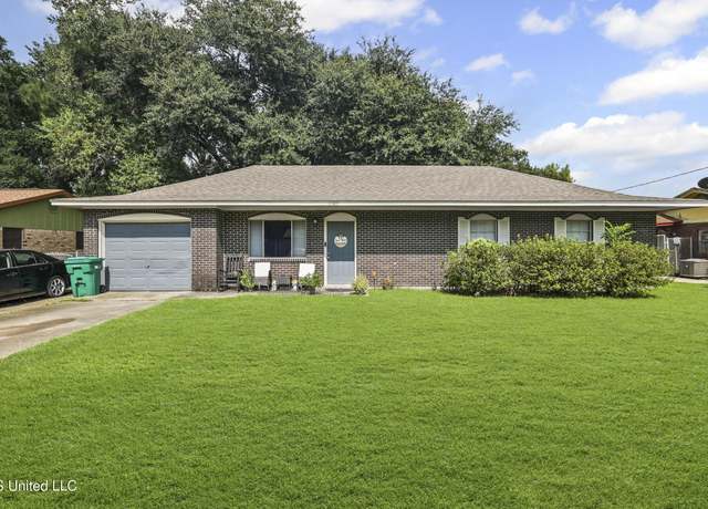 Property at 5707 Eastwood Dr, Moss Point, MS 39563, 3 beds, 2 baths