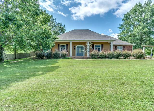 Property at 150 Hope Ln, Raymond, MS 39154, 4 beds, 4 baths