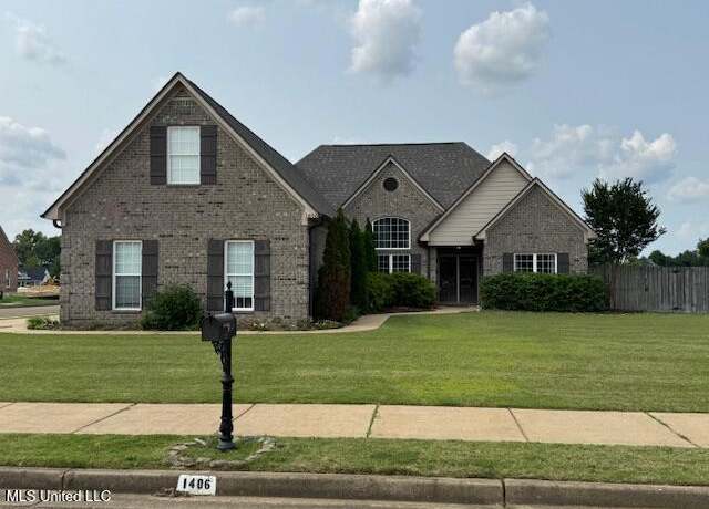 Property at 1406 Koby Ln, Hernando, MS 38632, 5 beds, 3 baths
