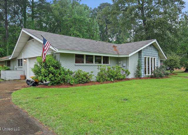 Property at 79 Terrapin Dr, Brandon, MS 39042, 4 beds, 2 baths