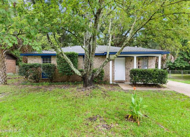 Property at 1637 Victoria Dr, Gautier, MS 39553, 3 beds, 1.5 baths