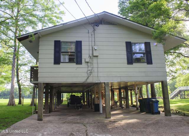Property at 1639 Pascagoula River Road Rd, Moss Point, MS 39562, 3 beds, 2 baths