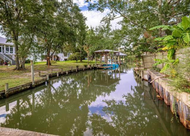 Property at 715 St Mary St, Pascagoula, MS 39581