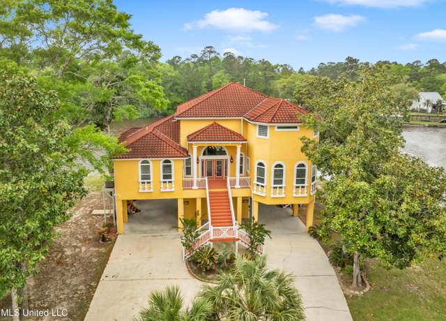 Property at 4000 Riverview Dr, D'iberville, MS 39540, 3 beds, 3 baths