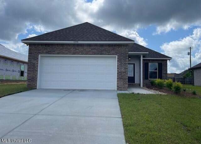 Property at 11390 Oak Aly, Gulfport, MS 39503, 3 beds, 2 baths